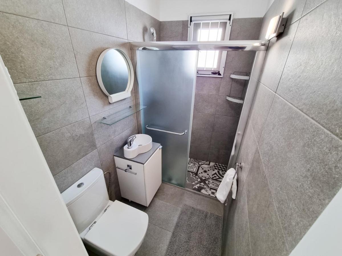 Cheer Up City Apartment, Near To The Finikoudes Beach Larnaca Extérieur photo