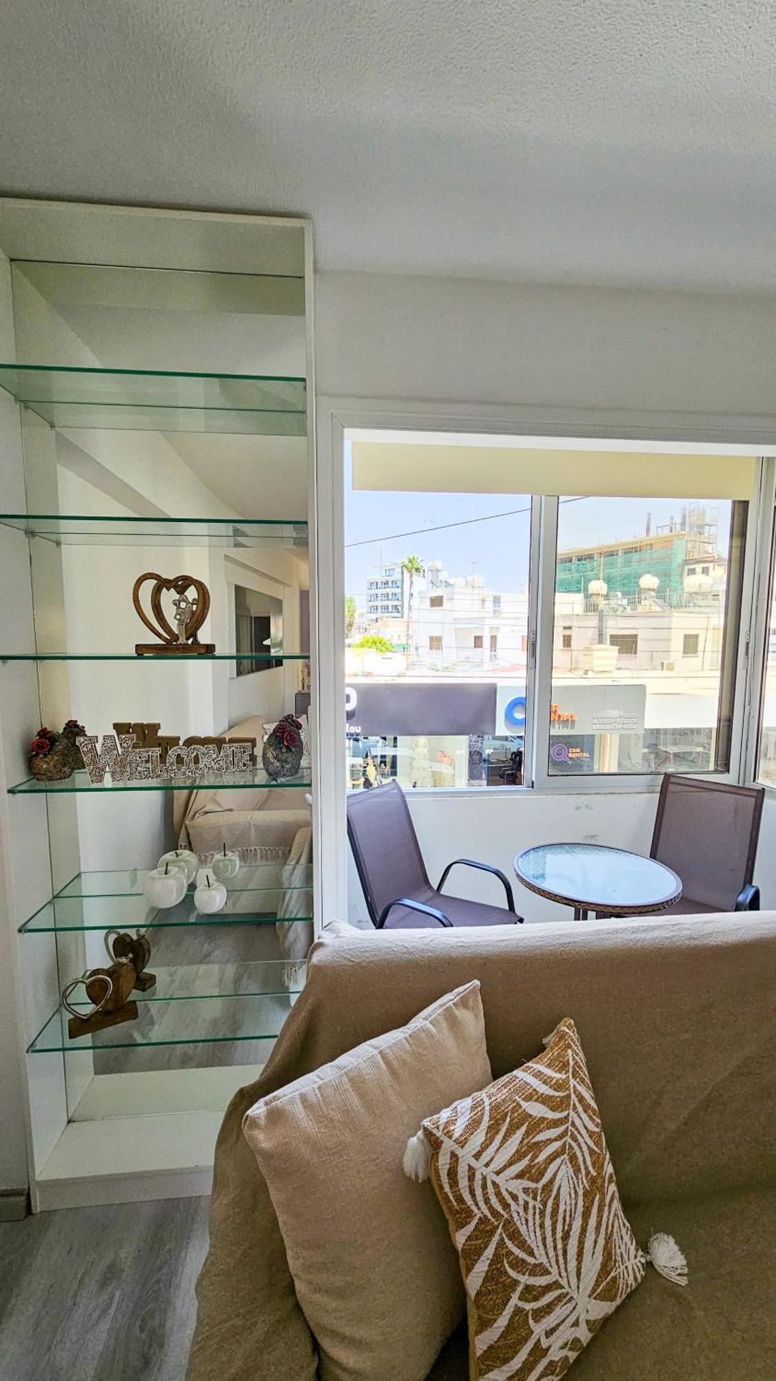 Cheer Up City Apartment, Near To The Finikoudes Beach Larnaca Extérieur photo